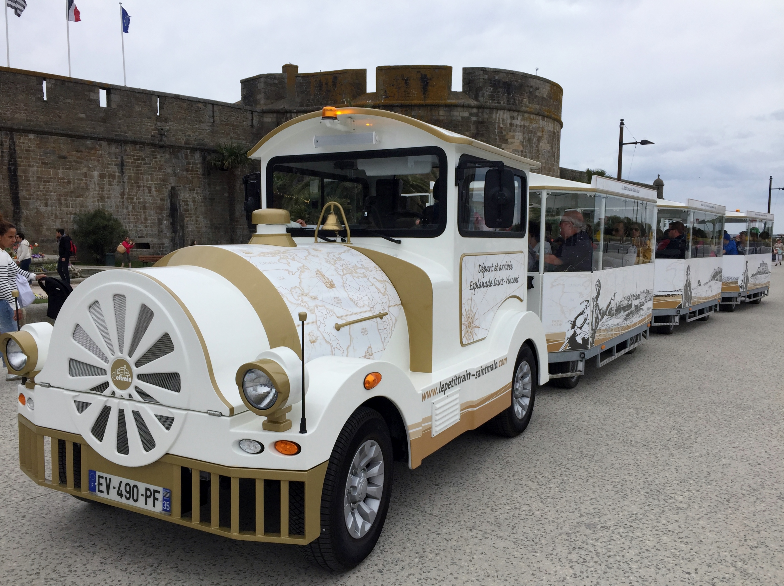 LE PETIT TRAIN DE SAINT-MALO